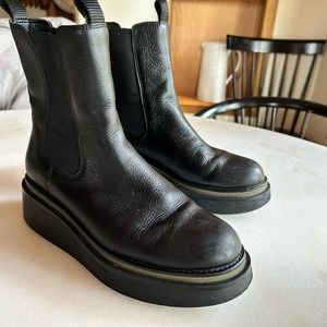 Sam Edelman Chelsea Kolton Boot size 9.5